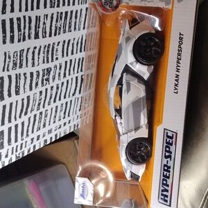 Jada lykan hypersport die cast 1.24 hyper spec